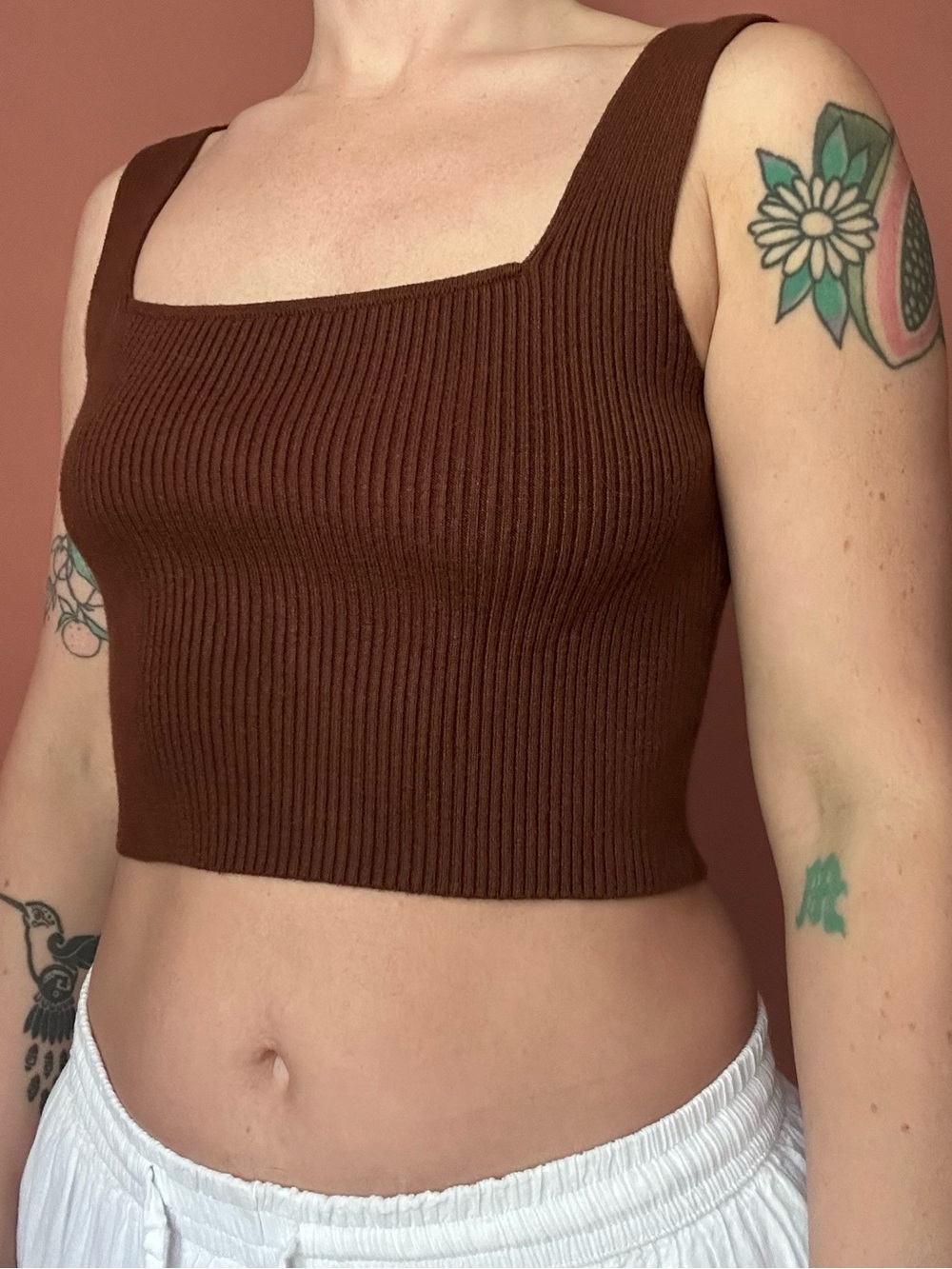 Brown Ribbed Cropped Tank Top - Picture 2 of 4